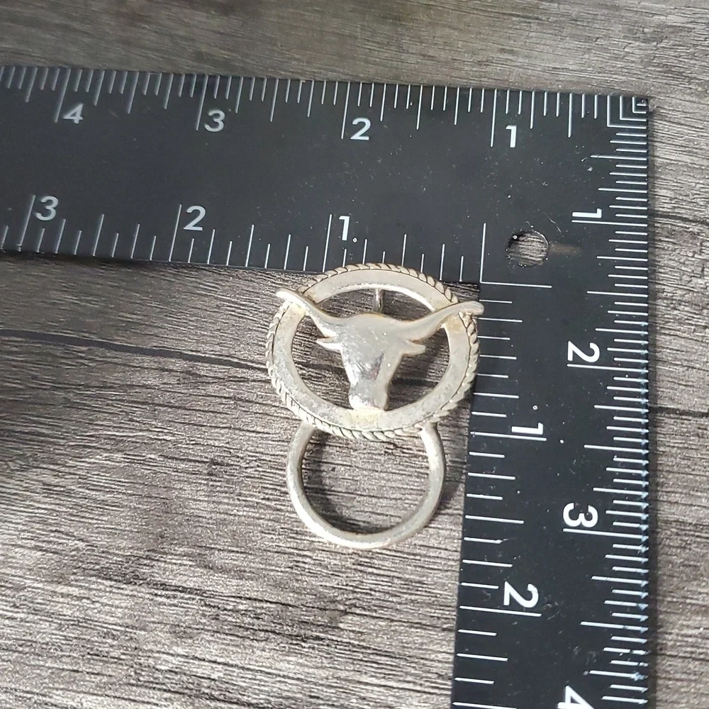 Bull‎ Pendant P315